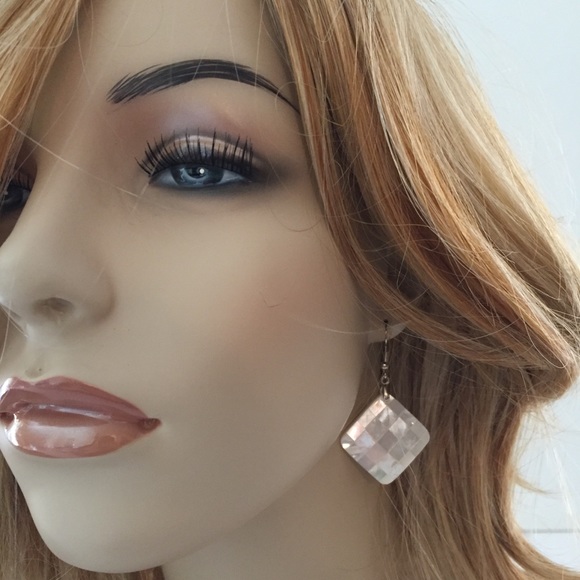 Icecreamsoda19 Jewelry - Diamond Mother of Pearl Earrings